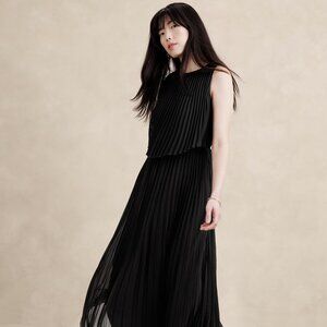 Banana Republic Black Pleated Chiffon Maxi Dress Size 14